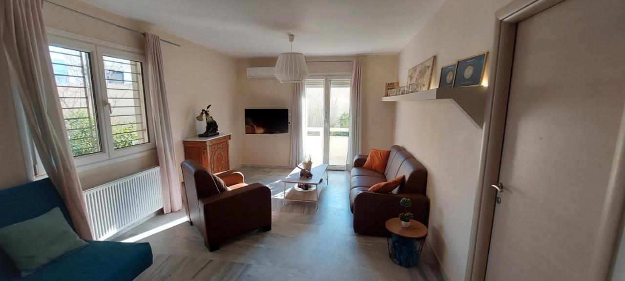 Krystal Apartment Athén Kültér fotó