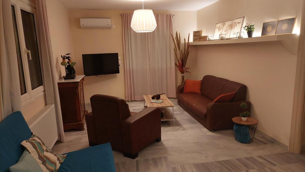 Krystal Apartment Athén Kültér fotó